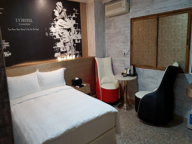 I.Y Hotel Suwon Buitenkant foto