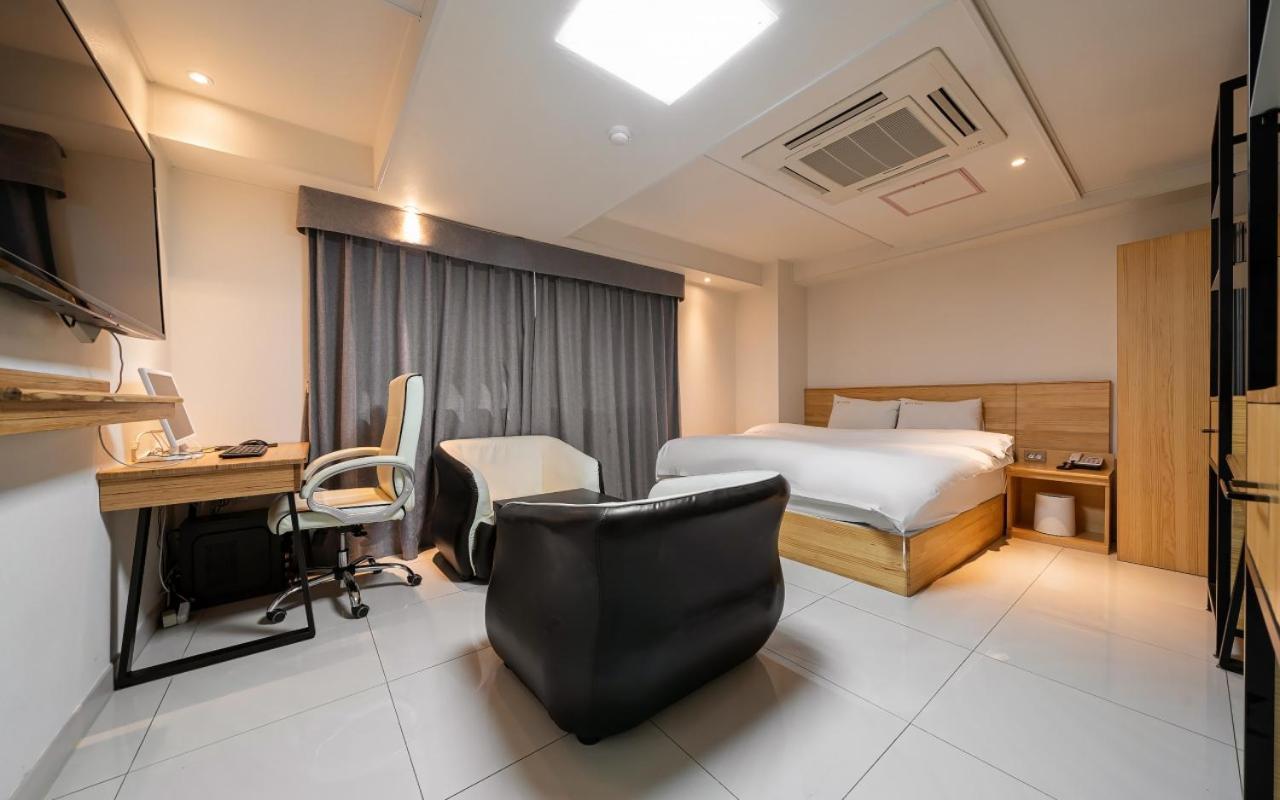 I.Y Hotel Suwon Buitenkant foto
