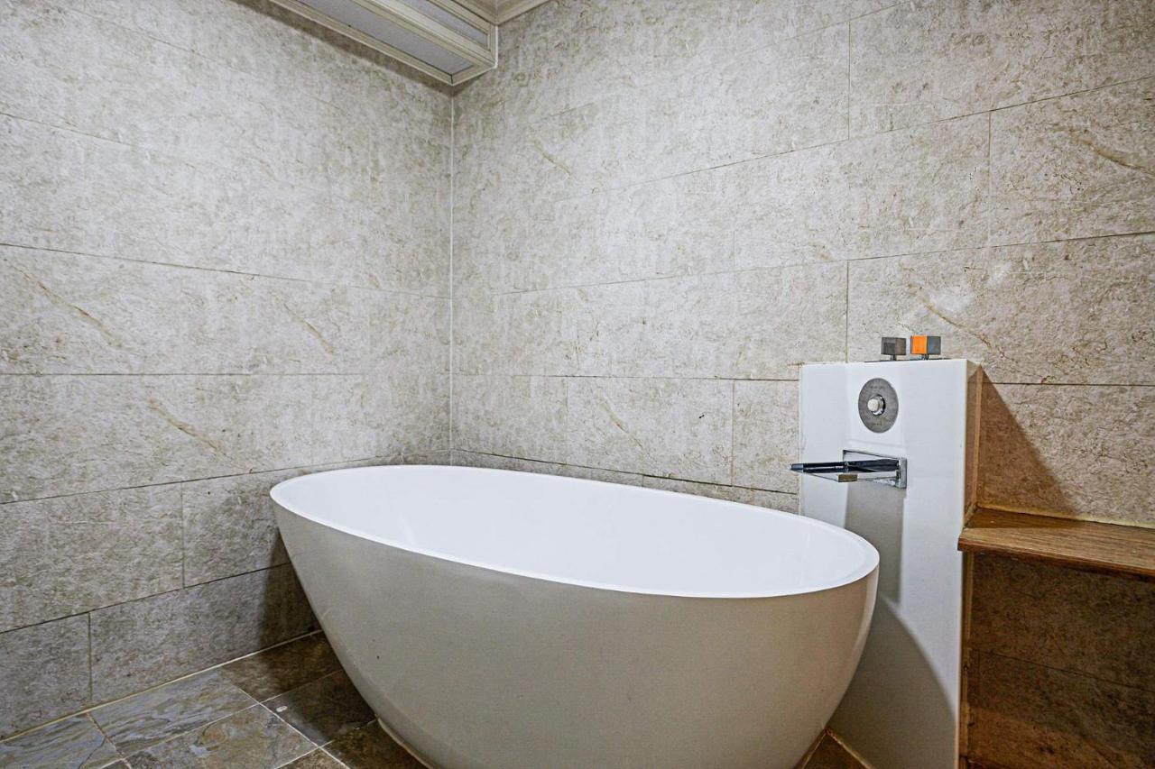 I.Y Hotel Suwon Buitenkant foto