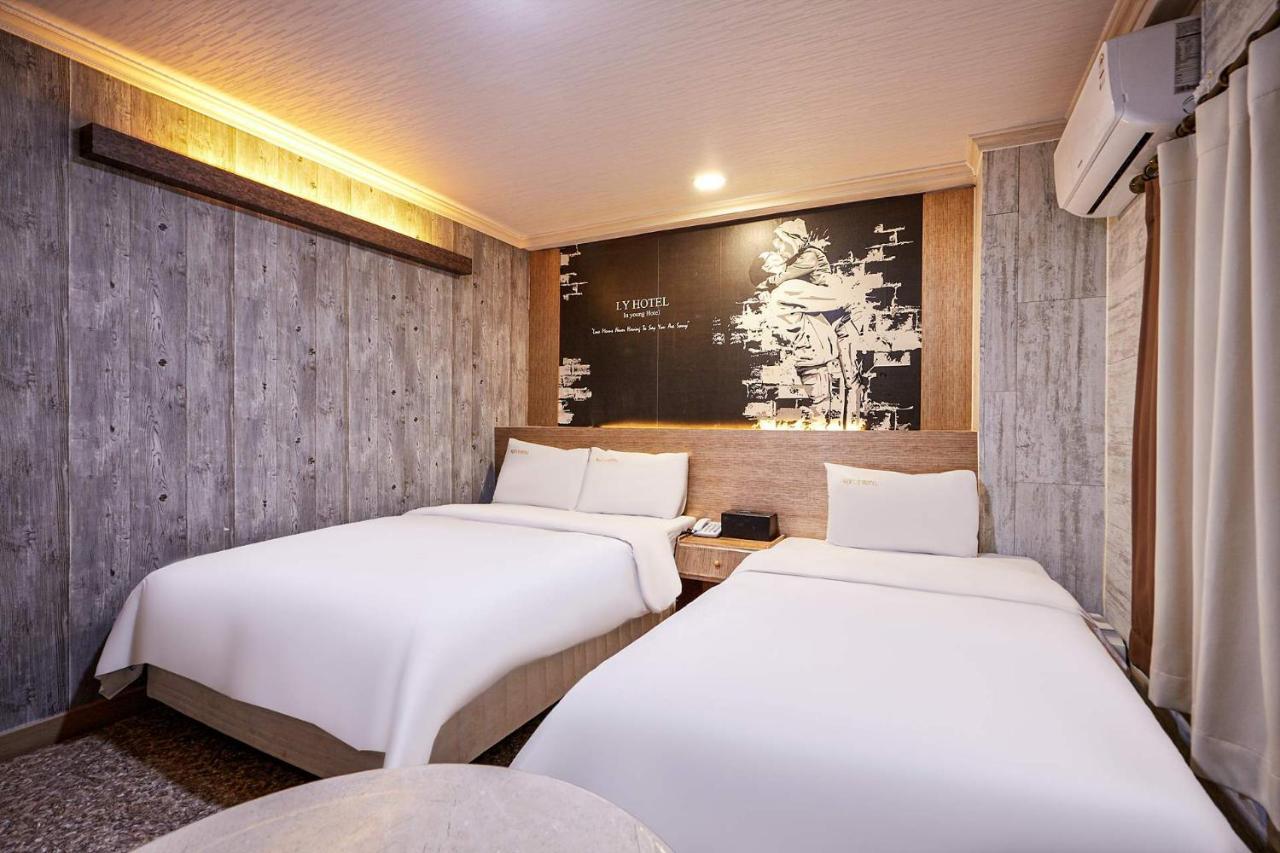 I.Y Hotel Suwon Buitenkant foto
